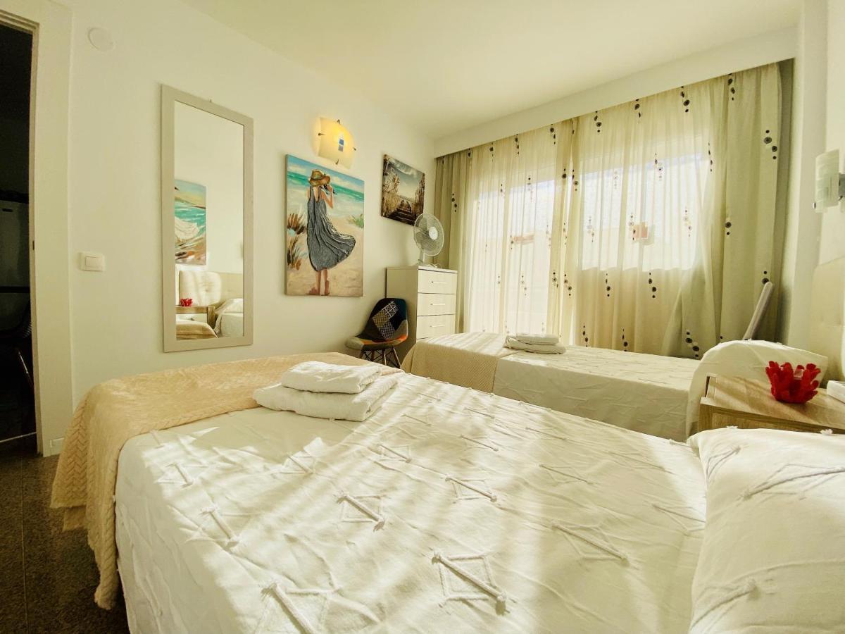 Orange And White Apartment In Yumbo San Bartolomé 외부 사진