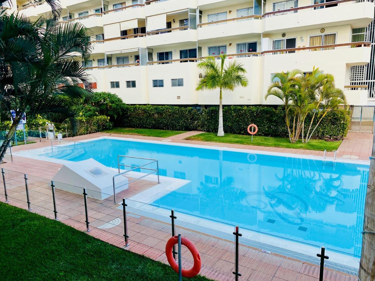Orange And White Apartment In Yumbo San Bartolomé 외부 사진