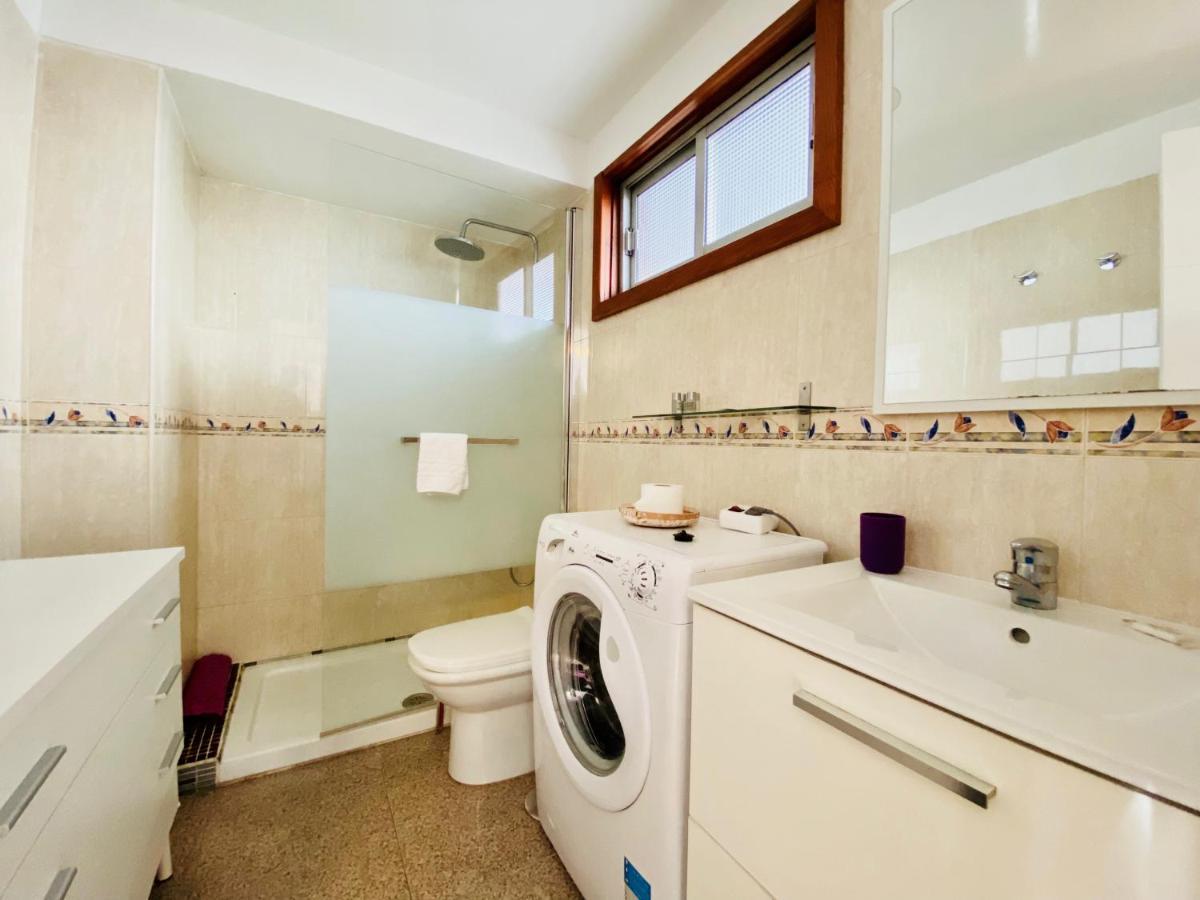 Orange And White Apartment In Yumbo San Bartolomé 외부 사진