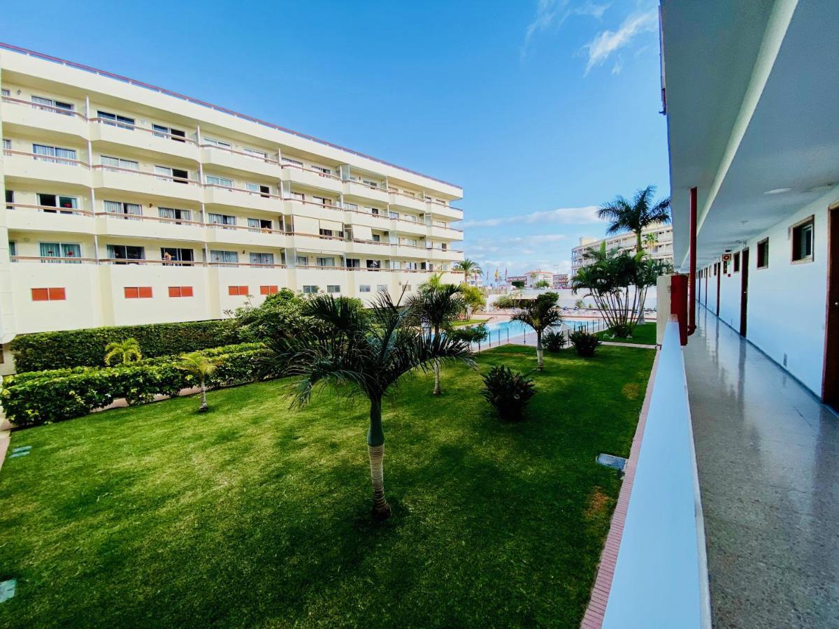 Orange And White Apartment In Yumbo San Bartolomé 외부 사진