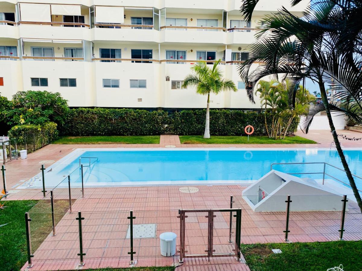 Orange And White Apartment In Yumbo San Bartolomé 외부 사진